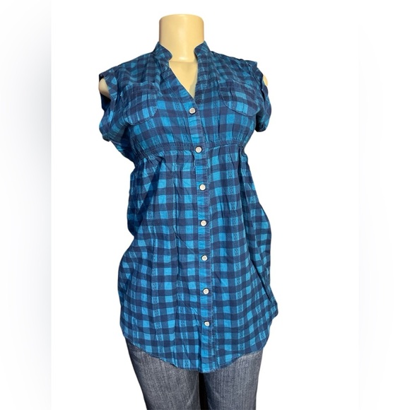 Lei Blue Sleeveless Button Down Shirt with Mandarin Collar - Picture 1 of 4